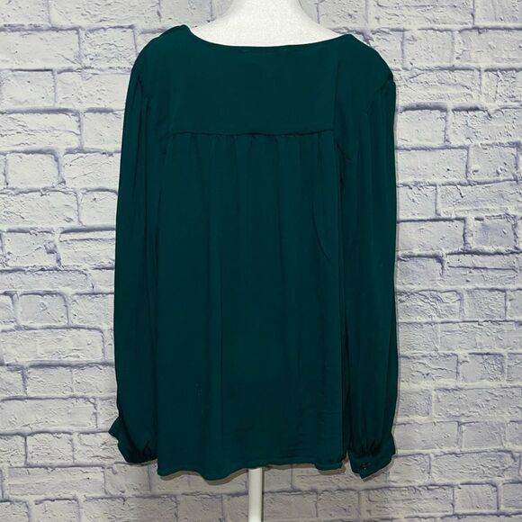 Eloquii green blouse button front‎ - Picture 2 of 11